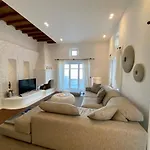 Вилла Alessandra With Massive Pool By Diles Mykonos Town