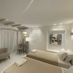Вилла Alessandra With Massive Pool By Diles Mykonos Town