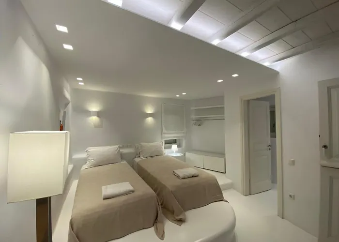 Alessandra With Massive Pool By Diles Βίλα