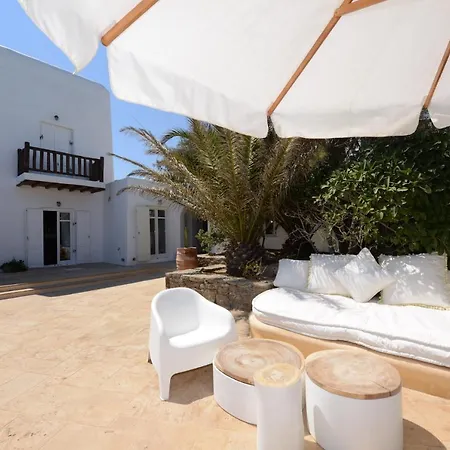 Alessandra With Massive Pool By Diles *