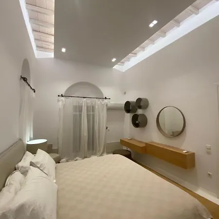 Alessandra With Massive Pool By Diles *