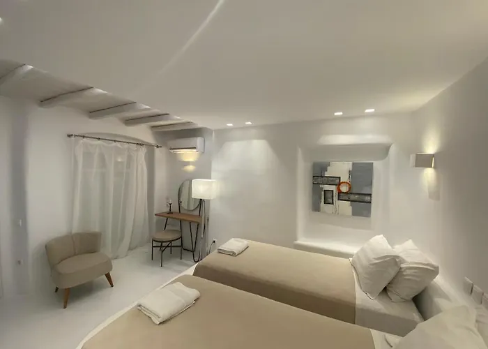 Villa Alessandra With Massive Pool By Diles Mykonos Town