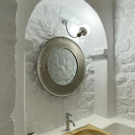 Alessandra With Massive Pool By Diles Mykonos Town