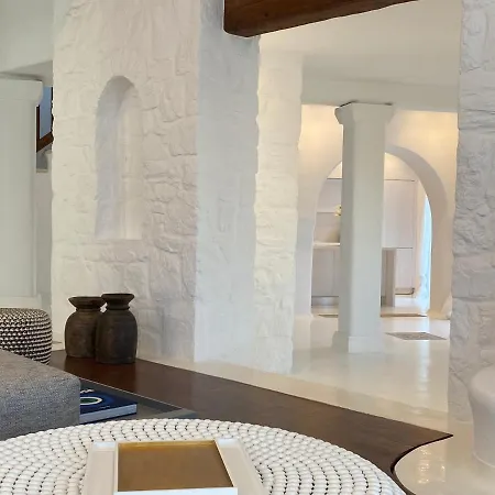 Willa Alessandra With Massive Pool By Diles Mykonos Town